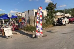 2Karnales Barber Shop