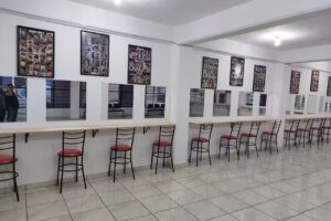 ACADEMIA MODERNA DE BARBERÍA Y ESTILISMO VINCENT