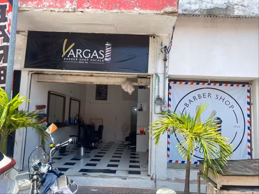 Aegon Barber Studio Z&oacute;calo