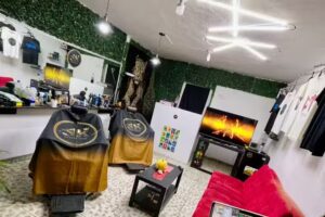 AK Barber Shop ( Peluquer&iacute;a y Barber&iacute;a )