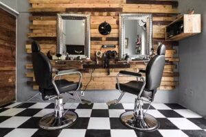 Alquicira&rsquo;s {barber&iacute;a y sal&oacute;n}