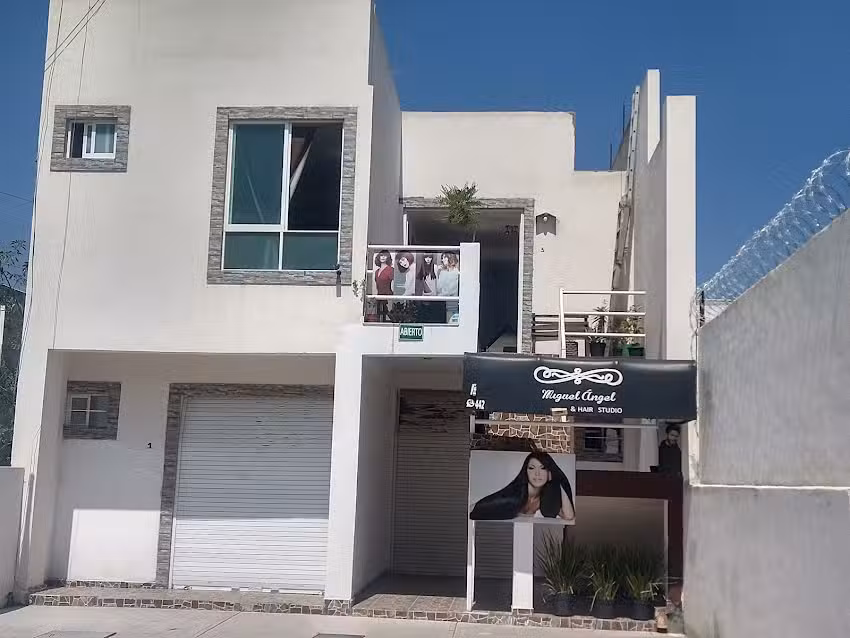 Alta peluquer&iacute;a unisex