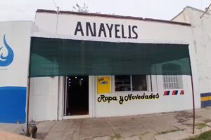 Anayelis tienda de ropa y estetica