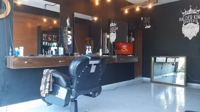 BALDER KING BARBERIA & PELUQUERIA