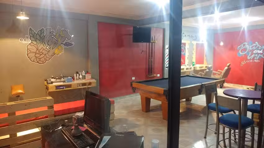 Barber& Ink fenas