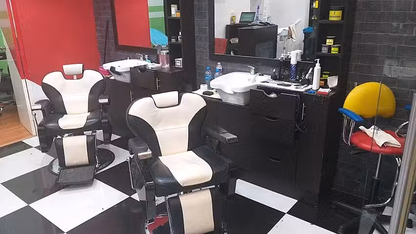 Barber Music & Spa
