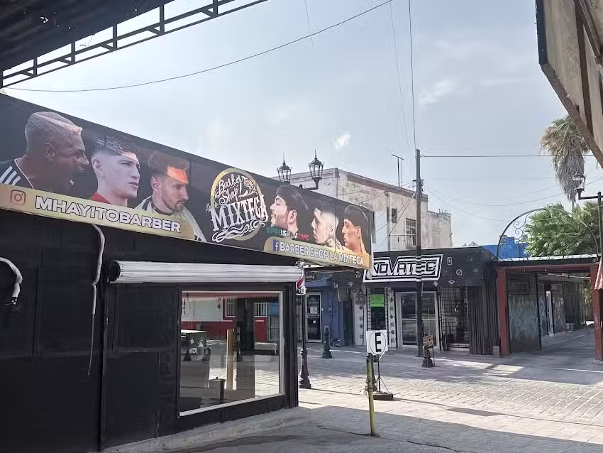 Barber Shop La Mixteca 2
