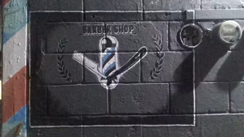 Barber&iacute;a 1975 Alonso El Pelukero