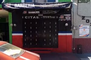 Barber&iacute;a Arellano