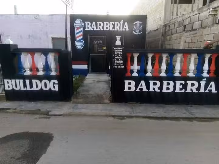 Barber&iacute;a Bulldog