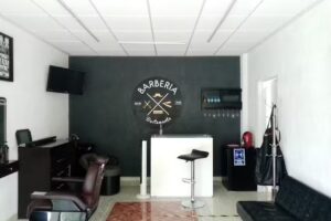 Barber&iacute;a Bustamante