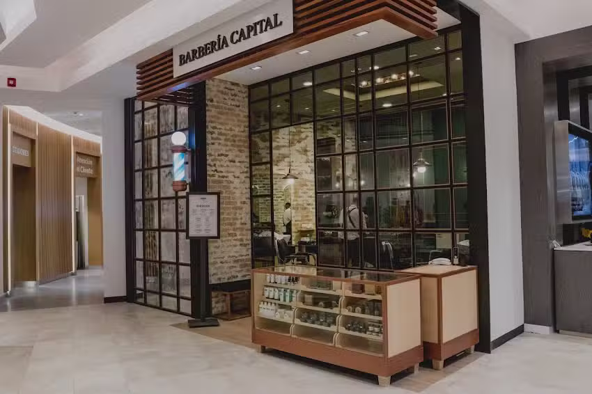 Barber&iacute;a Capital (El Palacio de Hierro Perisur)