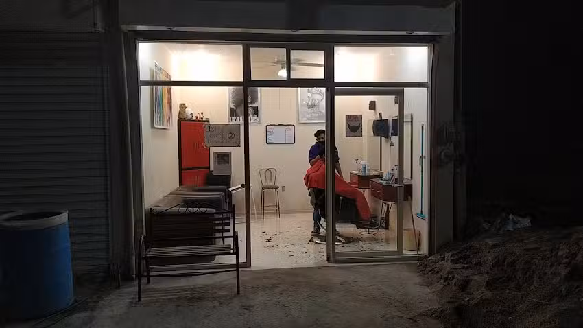 Barber&iacute;a capit&aacute;n tijeras