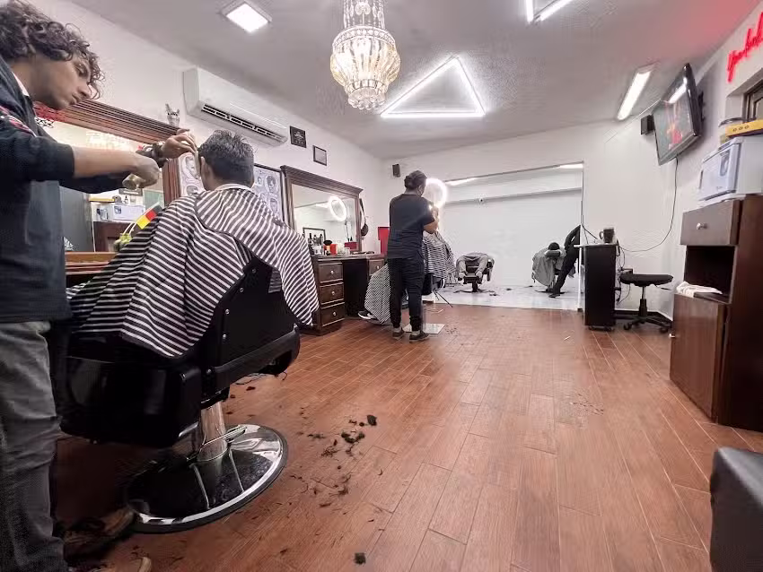 Barber&iacute;a Casa Blanca pensiones