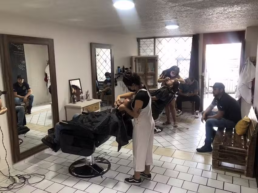 Barber&iacute;a Casa Valenzuela