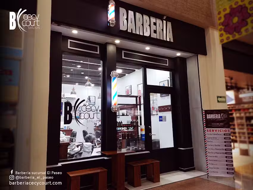 Barber&iacute;a Cecy Court El Paseo