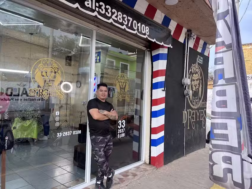 Barber&iacute;a D&rsquo; Reyes