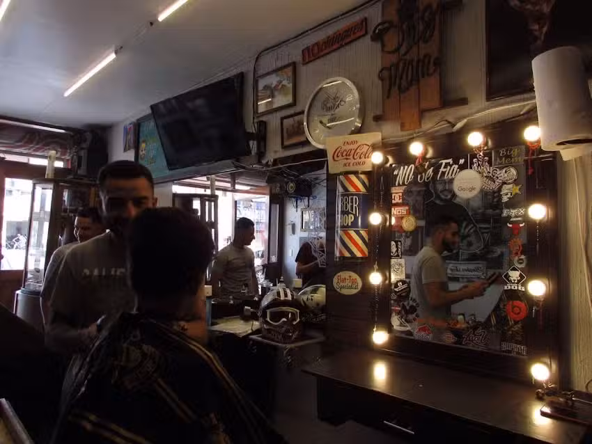 Barber&iacute;a Del Grande
