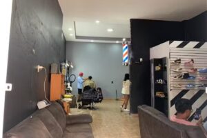 Barber&iacute;a El Rey