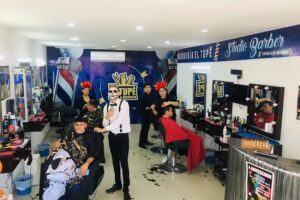 Barber&iacute;a El Tup&eacute;