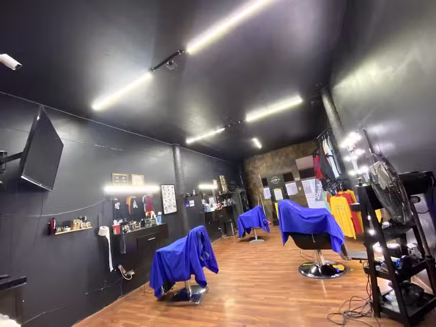 BARBER&Iacute;A For MEN&rsquo;S. (Del Valle)