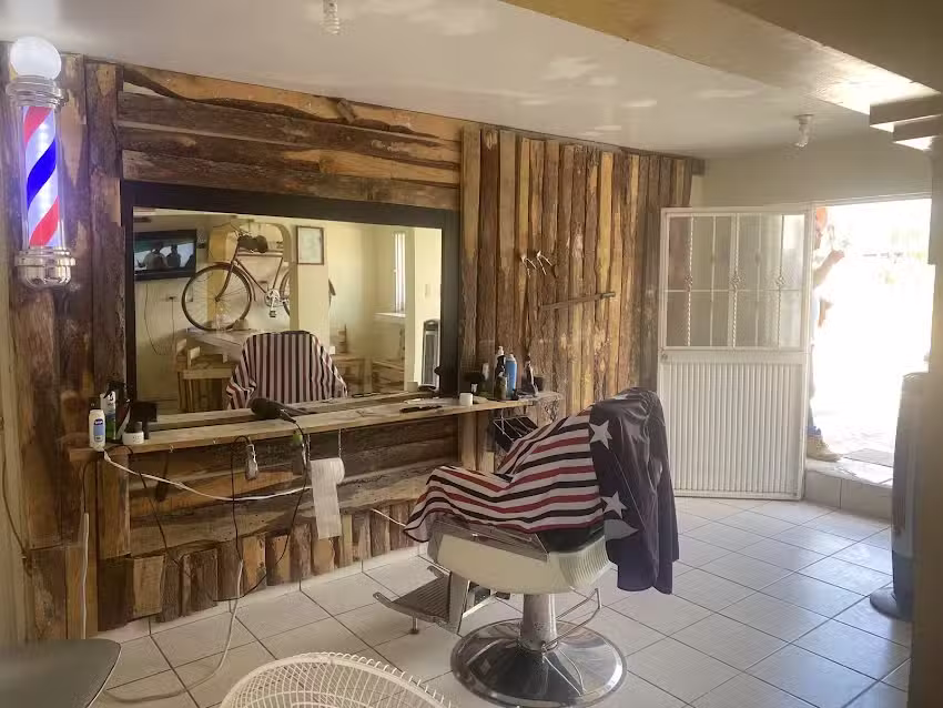 Barber&iacute;a gonzalez