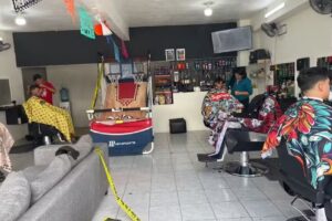 BARBERIA “GRILLOS”, “Diseñamos tu Estilo”.