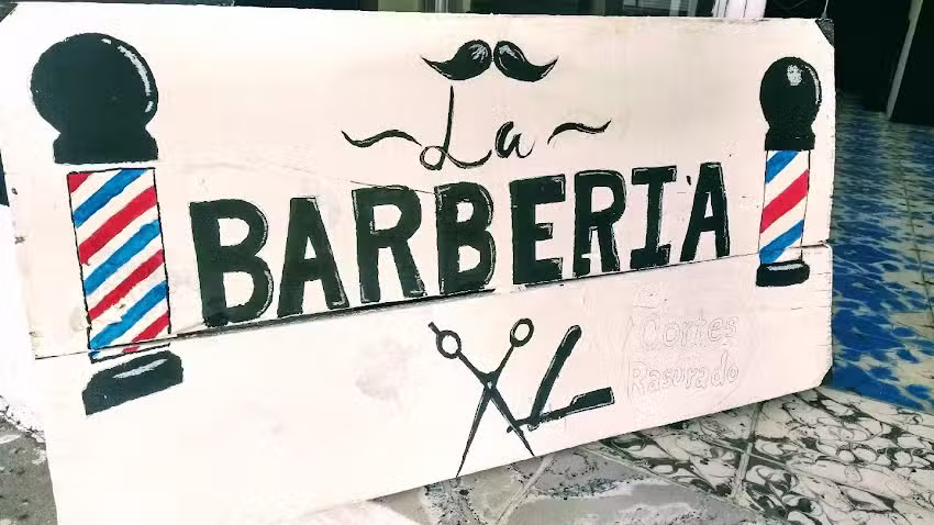Barber&iacute;a Hollywood