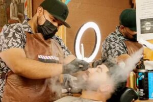 Barber&iacute;a Los hermanos