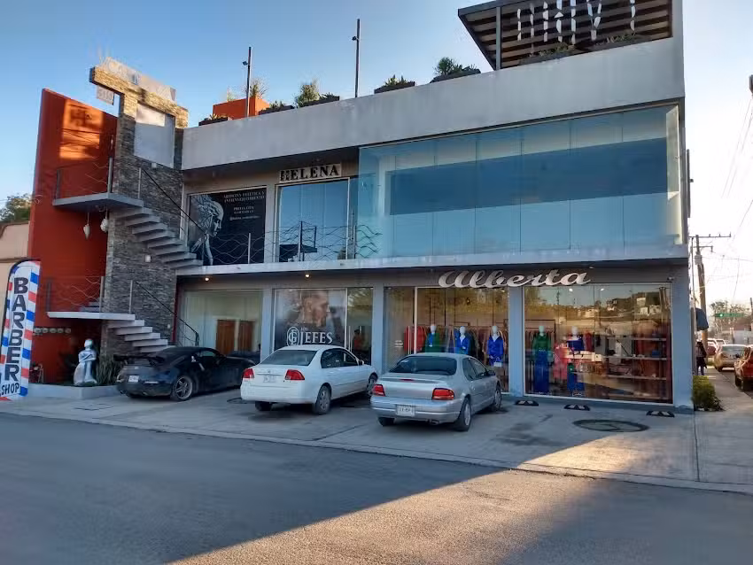 Barber&iacute;a los Jefes