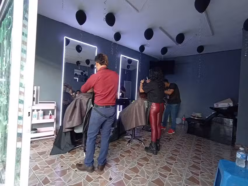Barber&iacute;a Nao.