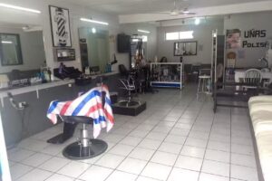 BARBERIA & SALON -AC-