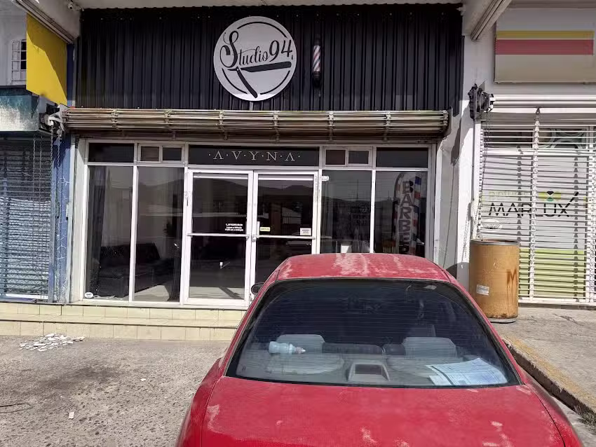 Barber&iacute;a STUDIO 94