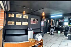 Barbería Tirando rostro