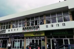 Barber&iacute;a Vic_Man