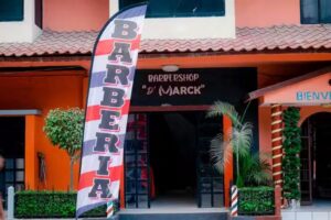 Barberia y alta peluquer&iacute;a DMarck