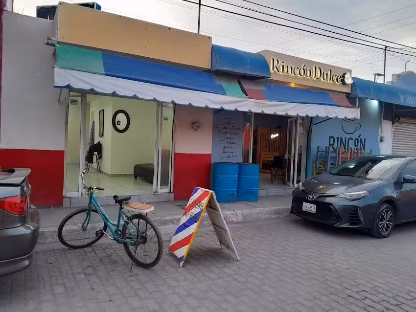 Barber&iacute;a y est&eacute;tica Nay Alvarez