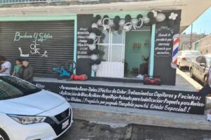 Barber&iacute;a y Estetica Sof&iacute;a . San Isidro tlaixco