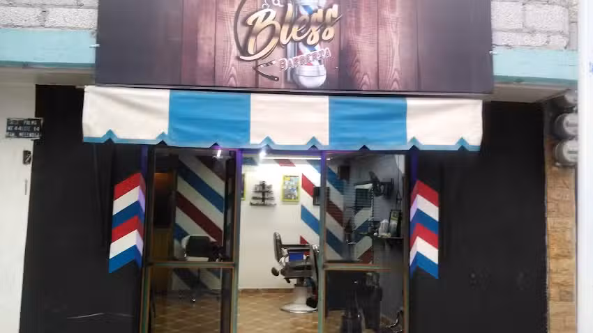 Barberia y peluquer&iacute;a Bless