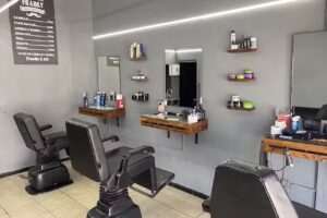 Barber&iacute;a y Peluquer&iacute;a de Franky