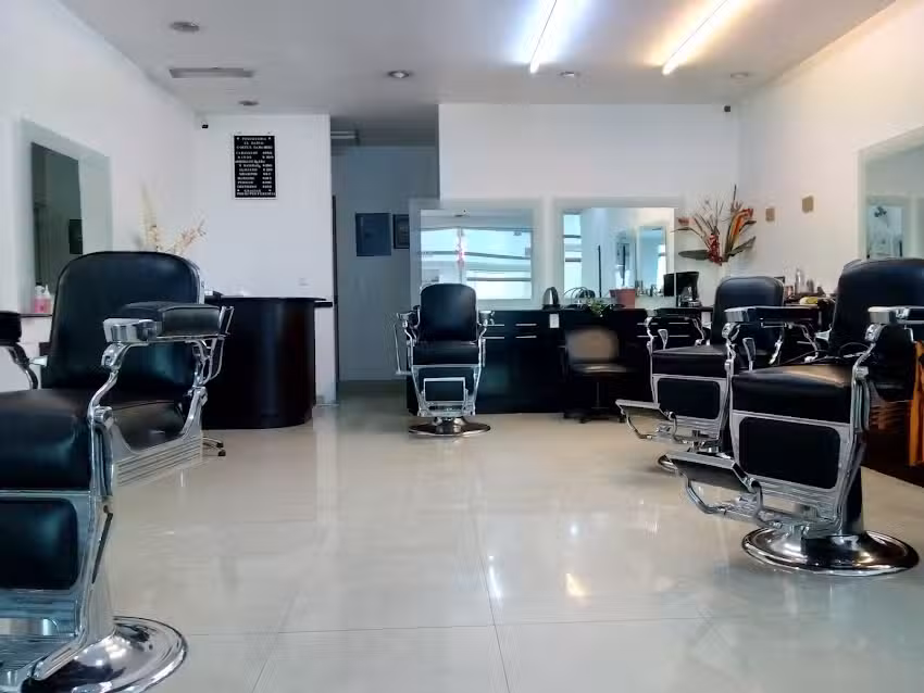 Barber&iacute;a y Peluquer&iacute;a El David