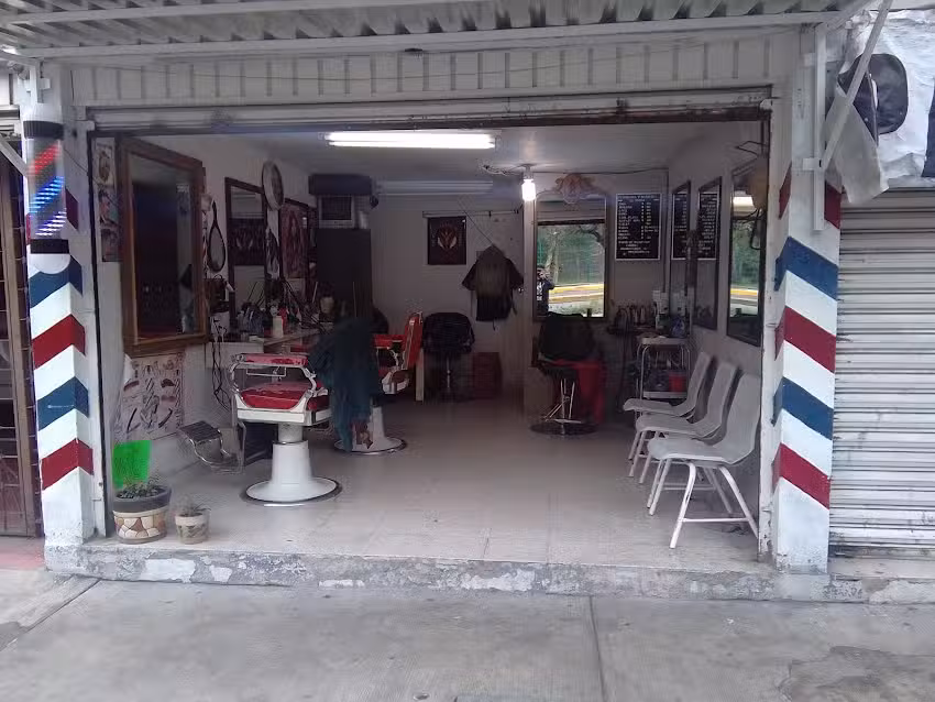 Barber&iacute;a y peluquer&iacute;a &ldquo;El traca&rdquo;