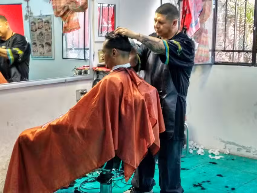 Barber&iacute;a Y Peluquer&iacute;a &ldquo;Jonadi&rdquo;