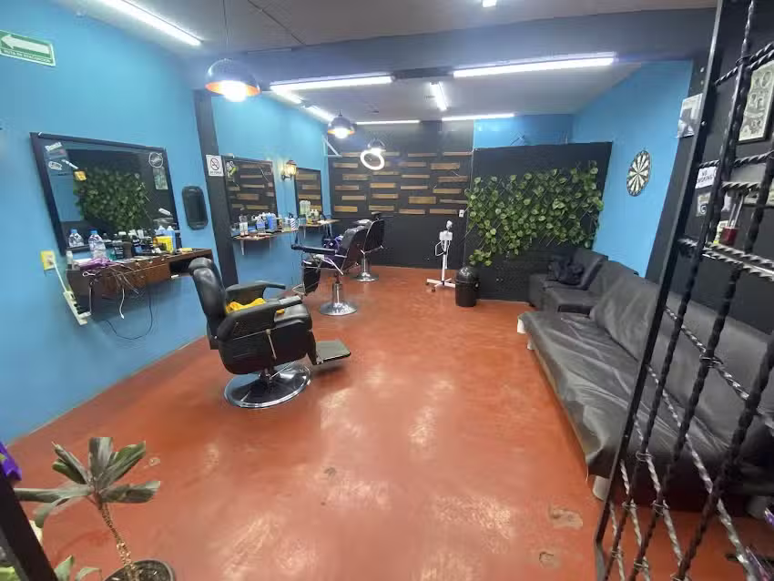 Barberia y peluquer&iacute;a Ortela