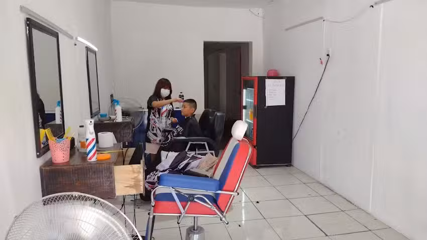 Barber&iacute;a y peluquer&iacute;a Queen&rsquo;s