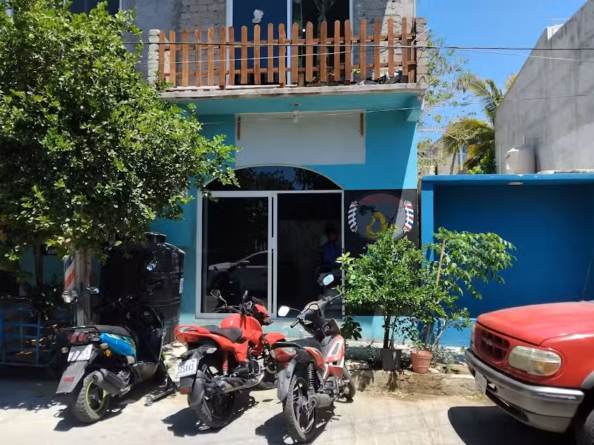 Barber&iacute;a y Peluqueria Saiyajin