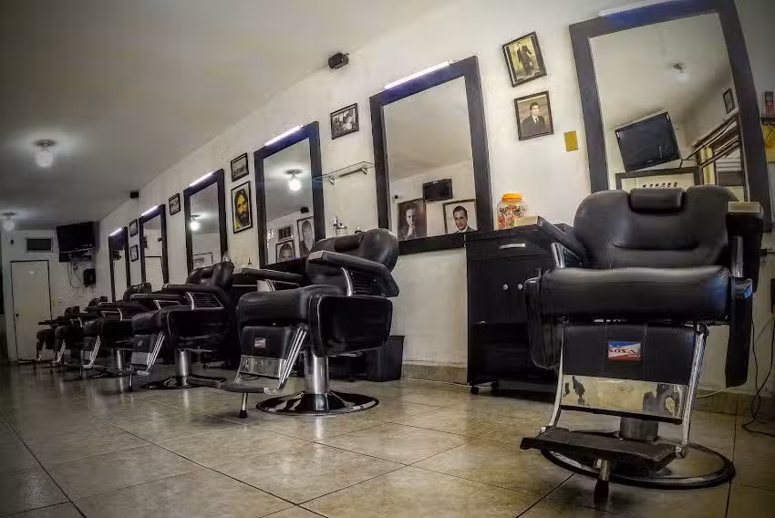 Barber&iacute;a y peluquer&iacute;a SOSA. Sucursal Blvd. Independencia