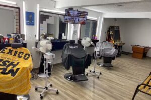 Barberia y Peluquer&iacute;a Yire