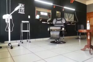 Barberia y Salon by Gera