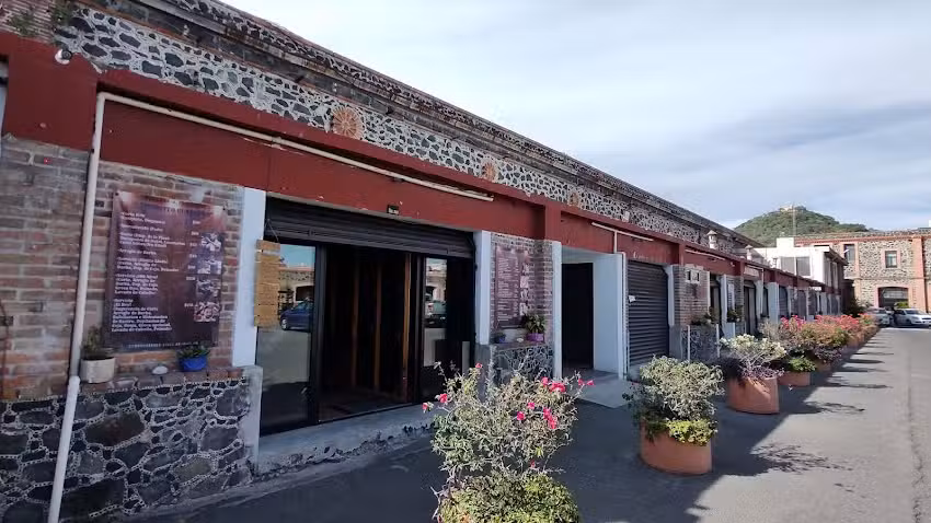 Barber&iacute;a y Tradici&oacute;n &ldquo;Amorcito Guapet&oacute;n&rdquo;